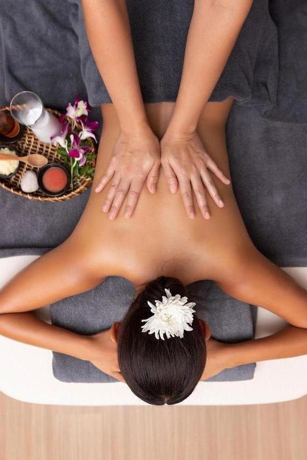 Traditional Thai back Massage in Glasgow